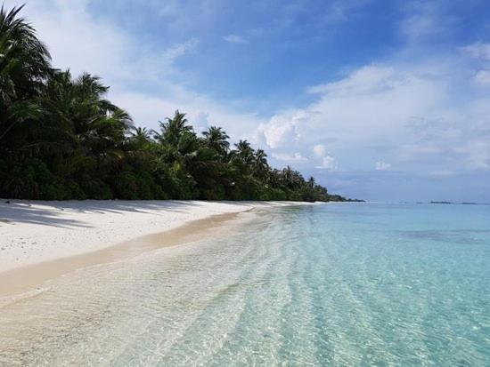 Unwind Dhigurah Hotel ดิห์กูราห์ ภายนอก รูปภาพ