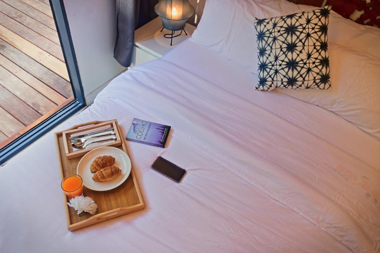 Unwind Dhigurah Hotel ดิห์กูราห์ ภายนอก รูปภาพ
