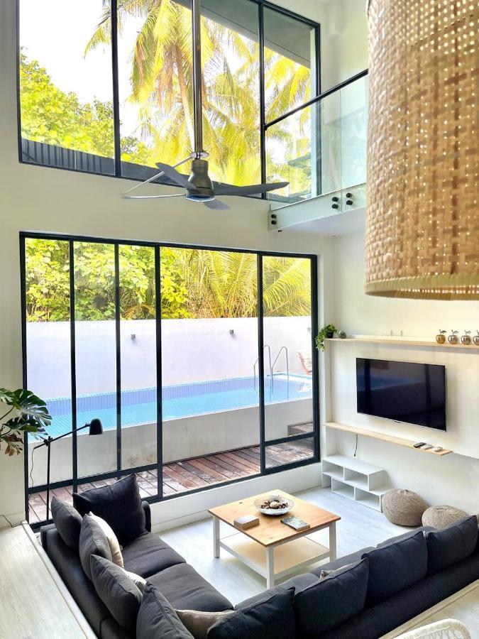Unwind Dhigurah Hotel ดิห์กูราห์ ภายนอก รูปภาพ