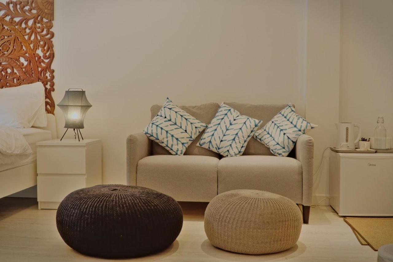 Unwind Dhigurah Hotel ดิห์กูราห์ ภายนอก รูปภาพ